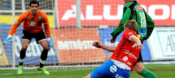 Adam Varadi Serie A | Fotbalistům Verony ukradli dresy | iSport.cz