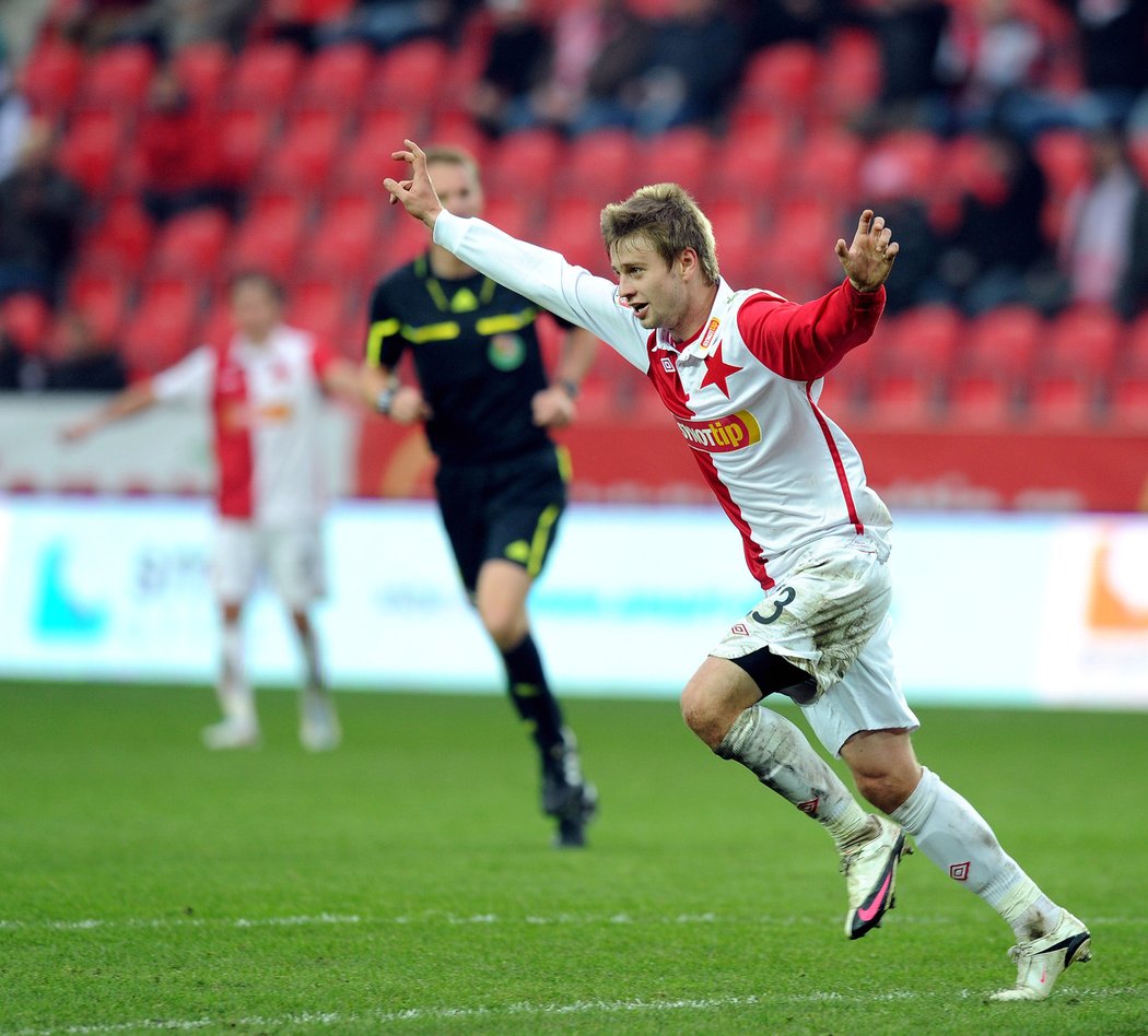 Martin Hurka slaví gól na 2:0 proti Budějovicím