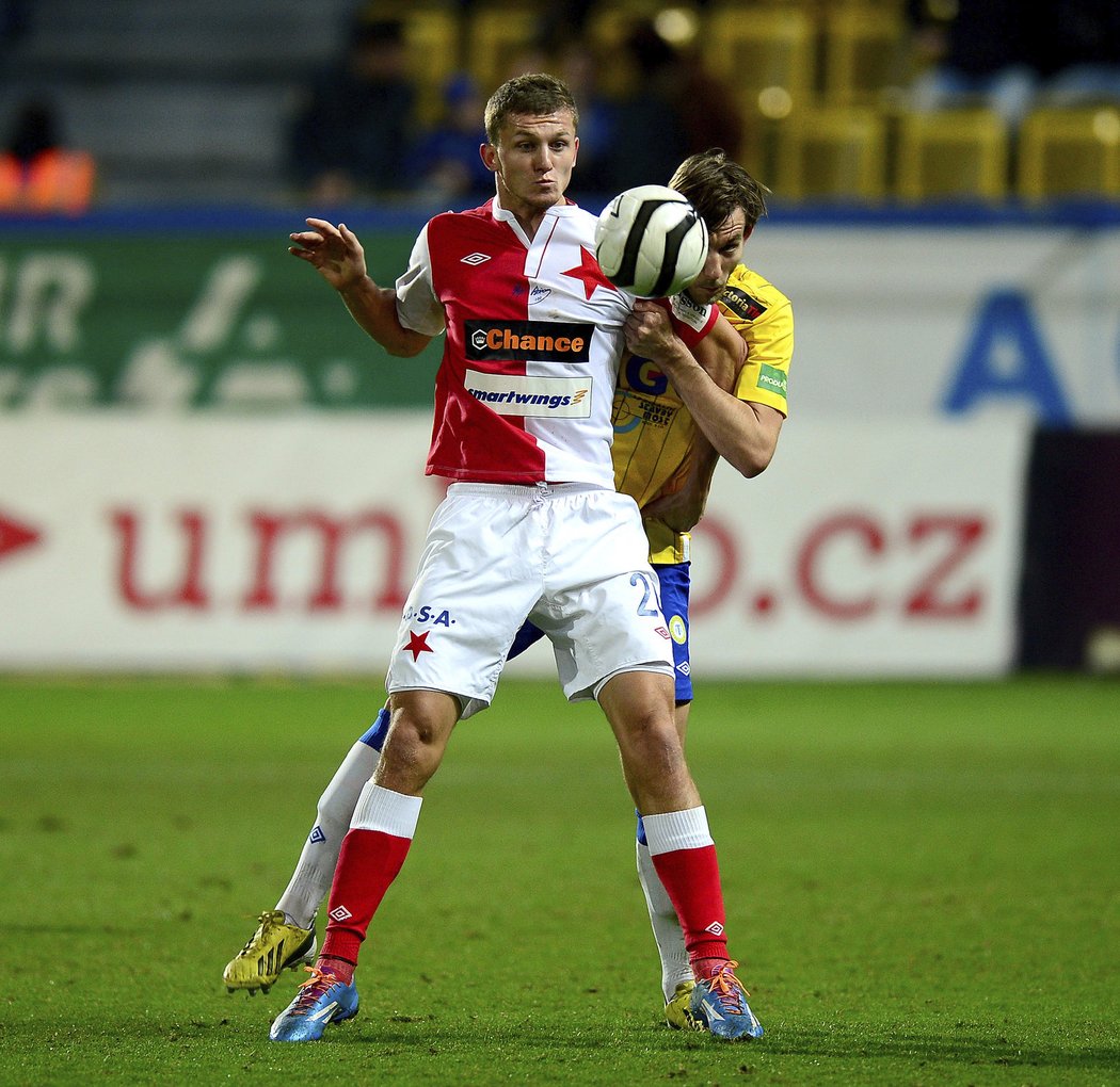 Slávistický útočník Tomáš Necid se proti Teplicím gólově neprosadil a nezabránil tak porážce 0:1