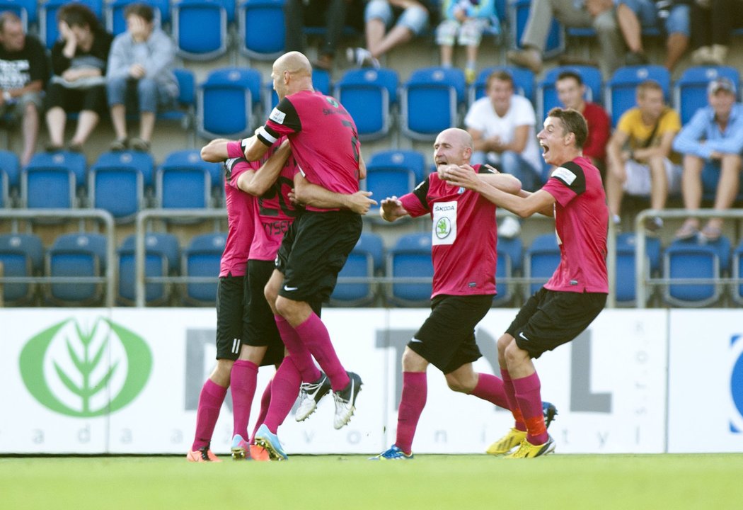 Fotbalisté Mladé Boleslavi se radují. Na hřišti Slovácka vyhráli 2:0