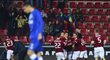 Sparťanští fotbalisté se radují z prvního gólu proti Brnu. Ten přišel po pouhé čtvrthodině zápasu