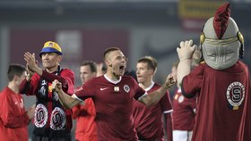 Sparťané slaví, jedenáct zápasů před koncem sezony zvýšili po výhře 1:0 nad druhou Plzní svůj náskok na osm bodů