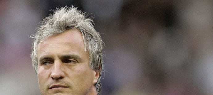 David Ginola, bývalý francouzský reprezentant, chce kandidovat na prezidenta FIFA