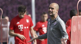 V Anglii dostává trenéry pod tlak. Omlouvám se, vzkázal Guardiola