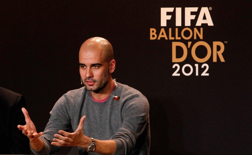 Pep Guardiola se rozhoduje, kde bude působit od léta 2013. Největší zájem mají kluby v Anglii