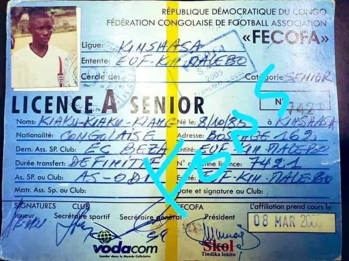 Dvě letité licence z Konga prý dokazují, že Guélor Kanga lže o svém věku i původu...