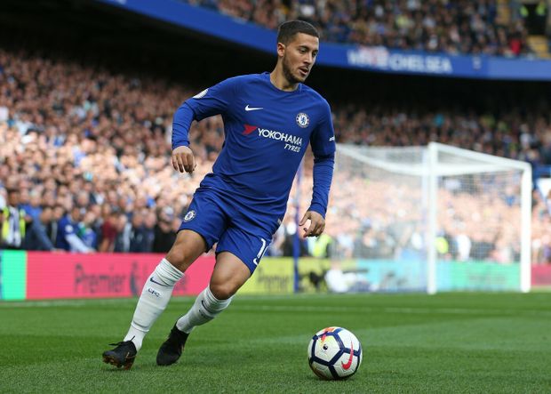 Eden Hazard v dresu Chelsea Eden Hazard v dresu Chelsea