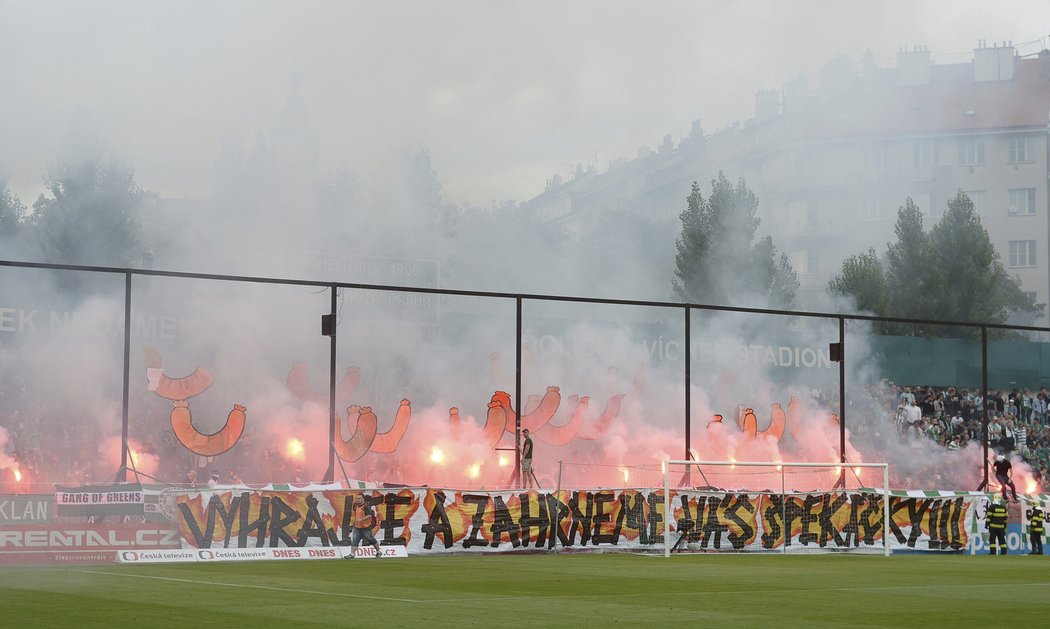 Choreo fanoušků Bohemians proti Slavii