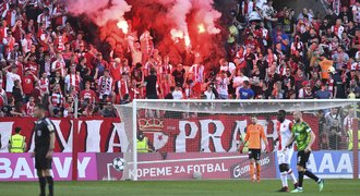 Úleva pro Slavii! Tribuna Sever bude na Plzeň otevřená, co vzkázal Tvrdík?