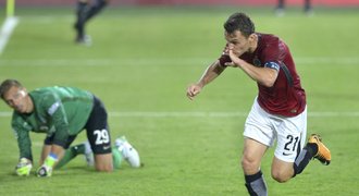 CELÝ SESTŘIH: Sparta – Slovácko 1:0. Lafata rozhodl, další gól mu vzali