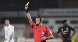 ZLATÁ PÍŠŤALKA: Franěk na Slavii nezvládl penalty, chyby i na Spartě