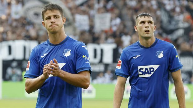 Hoffenheim s Robinem Hranáčem, Adamem Hložkem a Pavlem Kadeřábkem nestačil na Frankfurt Hoffenheim s Robinem Hranáčem, Adamem Hložkem a Pavlem Kadeřábkem nestačil na Frankfurt