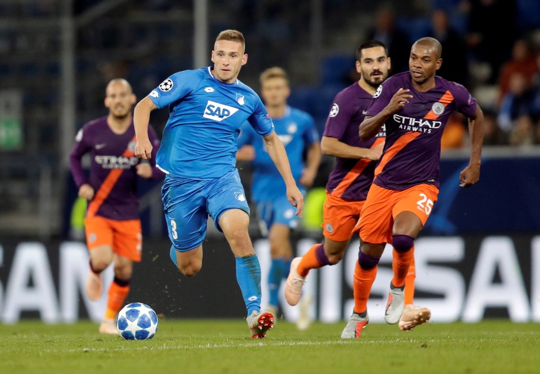 Pavel Kadeřábek v dresu Hoffenheimu během utkání Ligy mistrů proti Manchesteru City