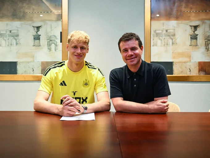 Horníček jako čtvrtý nejdražší Čech! V Newcastlu ho čeká bouře, miliony do Pardubic Horníček jako čtvrtý nejdražší Čech! V Newcastlu ho čeká bouře, miliony do Pardubic