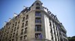 Pařížský hotel Sofitel Paris Arc de Triomphe, ve kterém měl Brazilec Neymar podle obvinění v polovině května znásilnit ženu