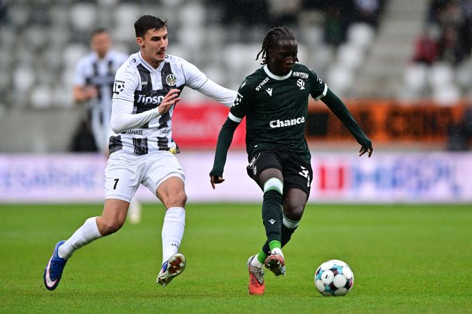 ONLINE: Hradec Králové - Jablonec 0:0. Zlín má bod proti Sigmě, Artis remizoval v Teplicích ONLINE: Hradec Králové - Jablonec 0:0. Zlín má bod proti Sigmě, Artis remizoval v Teplicích