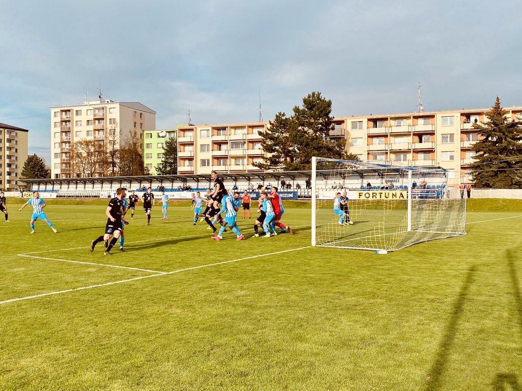 Fotbalisté Hradce Králové vyhráli nad Prostějovem a jsou krok od návratu do nejvyšší soutěže