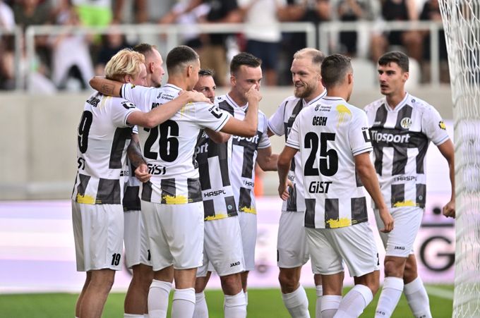 ONLINE: Hradec - Tromsö 3:1. Votroci ve druhém poločase otáčí a mají nakročeno k postupu ONLINE: Hradec - Tromsö 3:1. Votroci ve druhém poločase otáčí a mají nakročeno k postupu