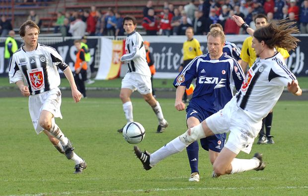Michal Šmarda v době, kdy pravidelně nastupoval v dresu Hradce Michal Šmarda v době, kdy pravidelně nastupoval v dresu Hradce