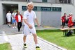 Jdeme na to! Pavel Nedvěd přichází na rozcvičku před utkáním I. B třídy za rodnou Skalnou