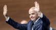 Gianni Infantino krátce poté, co byl v Curychu zvolen novým šéfem FIFA
