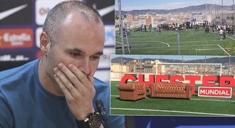 Neštěstí ve Španělsku! Při rozhovoru s Iniestou spadla tribuna, 18 lidí zraněno