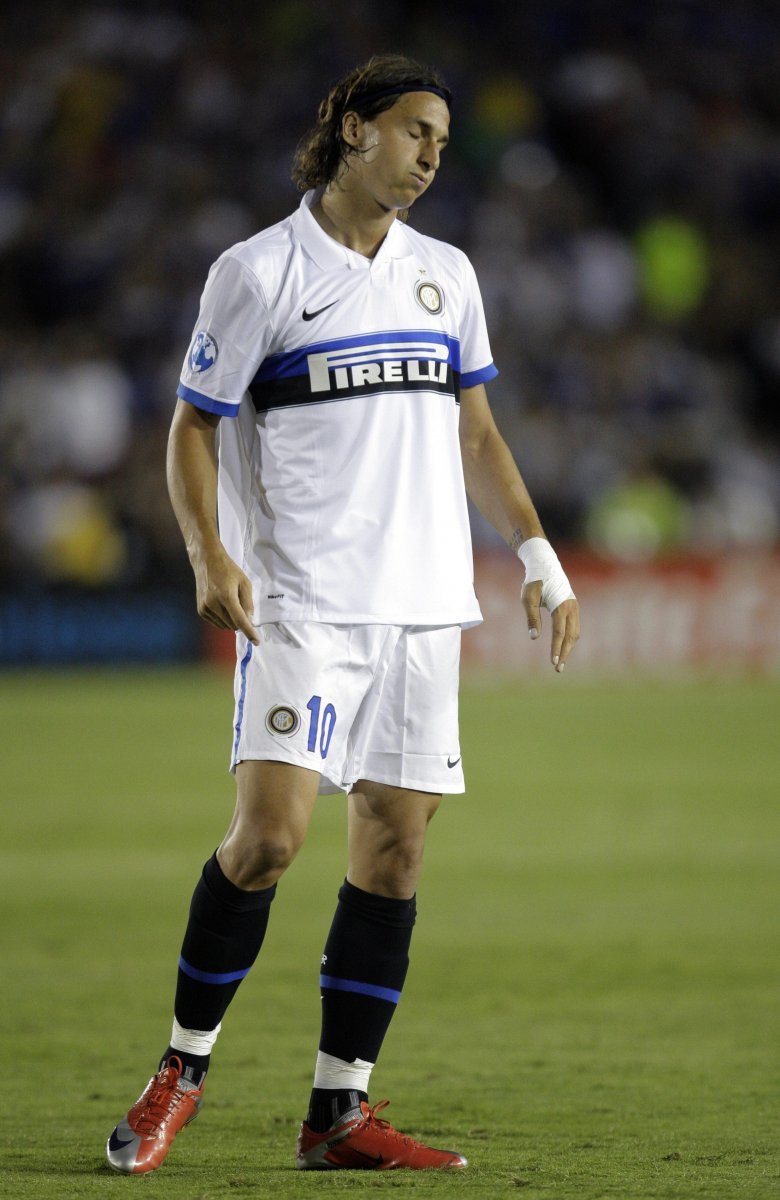 Zlatan Ibrahimovič stále v dresu Interu Milán, Chelsea se mu gól dát nepodařilo