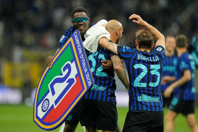 Inter slaví italský titul! Porazil Parmu, rozhodnuto je už tři kola před koncem Inter slaví italský titul! Porazil Parmu, rozhodnuto je už tři kola před koncem