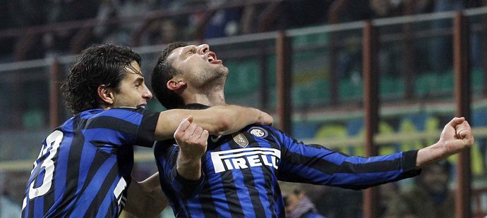 Fotbalisté Interu Milán porazili Cagliari a vyhráli třetí ligové utkání v sezoně
