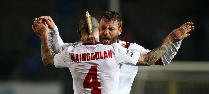 Fotbalisté AS Řím otočili zápas s Bergamem a zvítězili 2:1