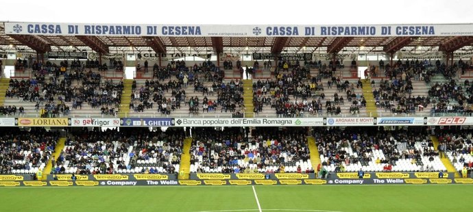Minulou sezonu ještě Cesena zažívala atmosféru Serie A, v nejvyšší soutěži se však neudržela