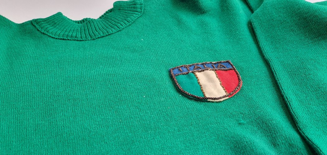Inspirace pro nový dres. Trikot, ve kterém Italové nastoupili v roce 1954 proti Argentině