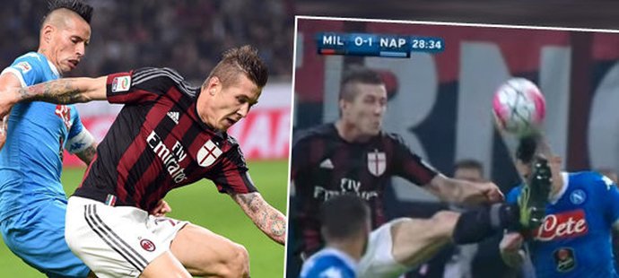 Marek Hamšík (vlevo) a Jural Kucka na sebe narazili v ligovém utkání Neapoli s AC Milán