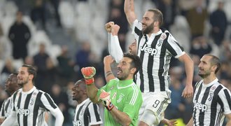 Juventus vyhrál po dvanácté za sebou a vede tabulku už o čtyři body