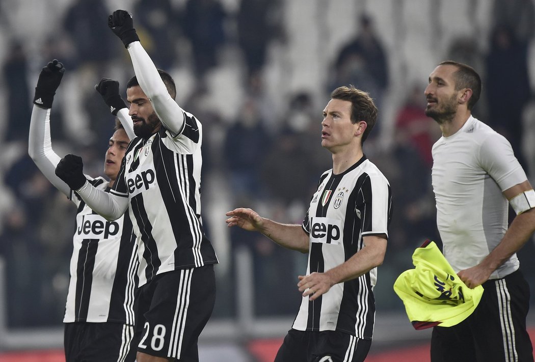 To je válec. Juventus Turín doma ničí soupeře, vyhrál 26 zápasů v řadě.