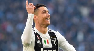 Ronaldo drží Juventus! Dvěma góly rozhodl o výhře se Sampdorií