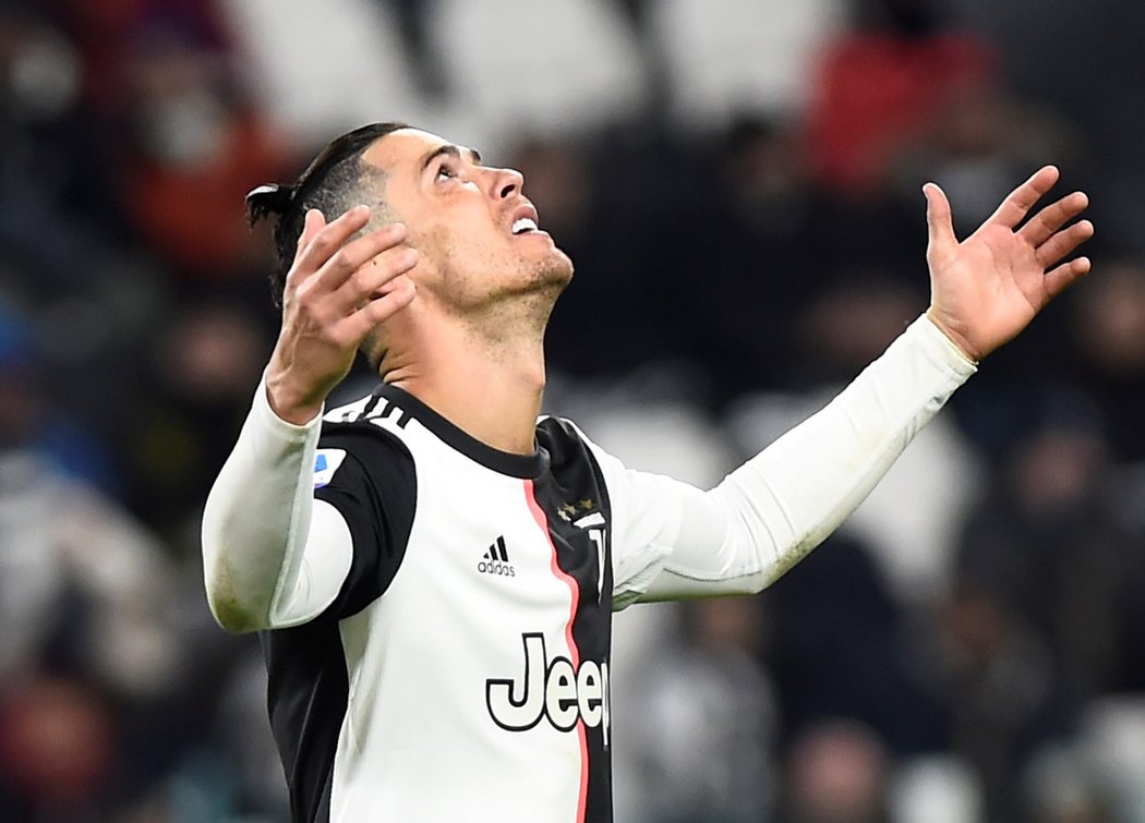 Útočník Juventusu Cristiano Ronaldo v utkání proti Parmě, ve kterém vstřelil dvě branky