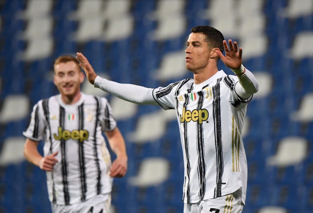 Hvězdný útočník Juventusu Cristiano Ronaldo v utkání proti Sassuolu