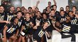 Hráči Juventusu v tréninkovém centru slavili obhajobu mistrovského titulu