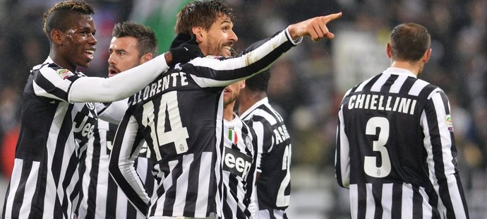 Fotbalisté Juventusu vyhráli nad Sampdorií 4:2 a dál vedou Serii A o osm bodů před AS Řím