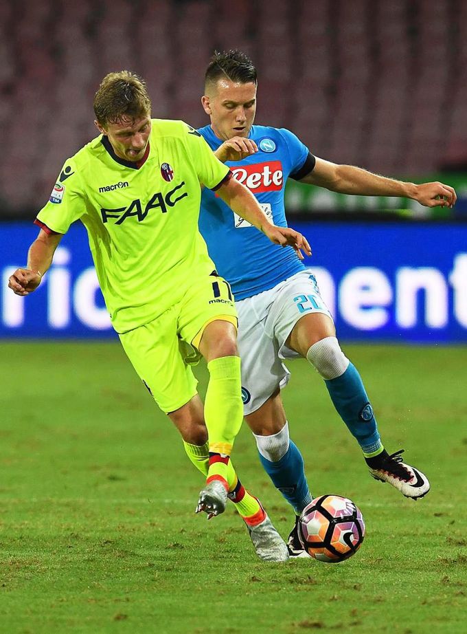 Krejčího Boloňa padla v Neapoli, Inter porazil mistrovský Juventus Krejčího Boloňa padla v Neapoli, Inter porazil mistrovský Juventus