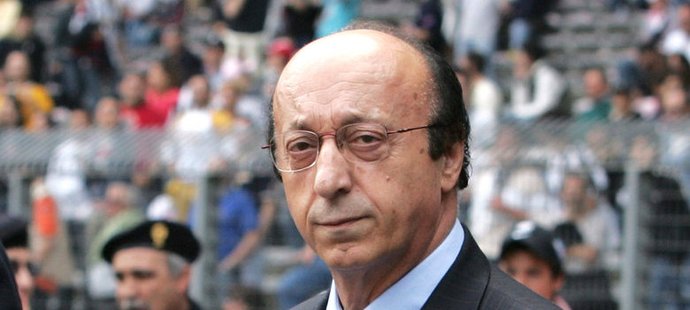 Bývalý šéf Juventusu Turín Luciano Moggi dostal další trest, za vyhrožování má jít na čtyři méěsíce do vězení