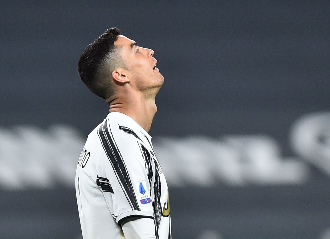 Cristiano Ronaldo, hvězdný portugalský útočník, v dresu italského Juventusu