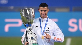 Ronaldo rozhodl Superpohár s Neapolí. Rekordním gólem překonal Bicana