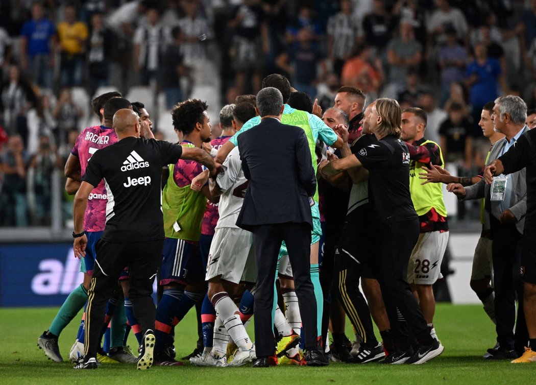 Neuznaná branka Juventusu vyvolala vlnu emocí