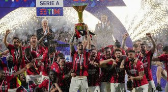 Ďáblové znovu v ráji: AC Milán táhl lídr Zlatan, fantom i nechtěný kouč