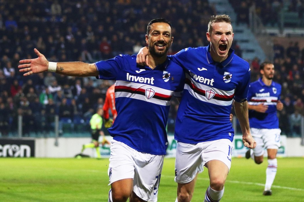 Sampdoria byla na hřišti Cagliari blízko k výhře, Fabio Quagliarella dal dva góly a mohl se radovat i s Jakubem Janktem