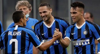 Inter otočil zápas s FC Turín. Dostal se na druhé místo před Lazio