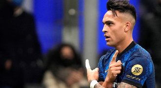 Martínez protrhl smůlu Interu, hattrickem proti poslednímu ho poslal do čela