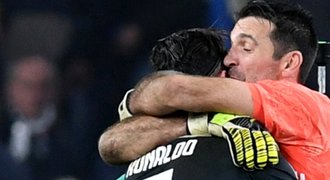 Juventus se vrátil do čela italské ligy, Buffon vyrovnal Maldiniho